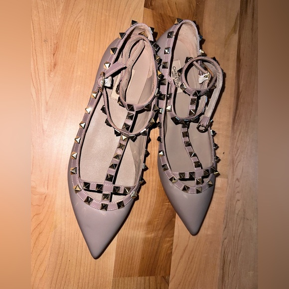 Rockstuds Flats - Picture 2 of 3